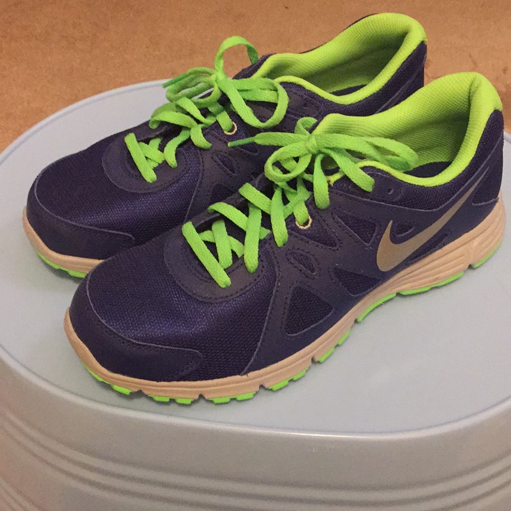 Women's Running Shoes
